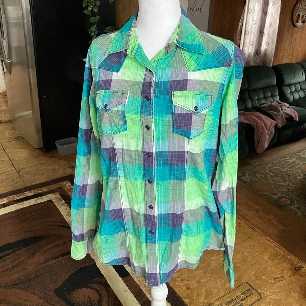 Cruel Button Up Plaid Shirt Size Large Women’s